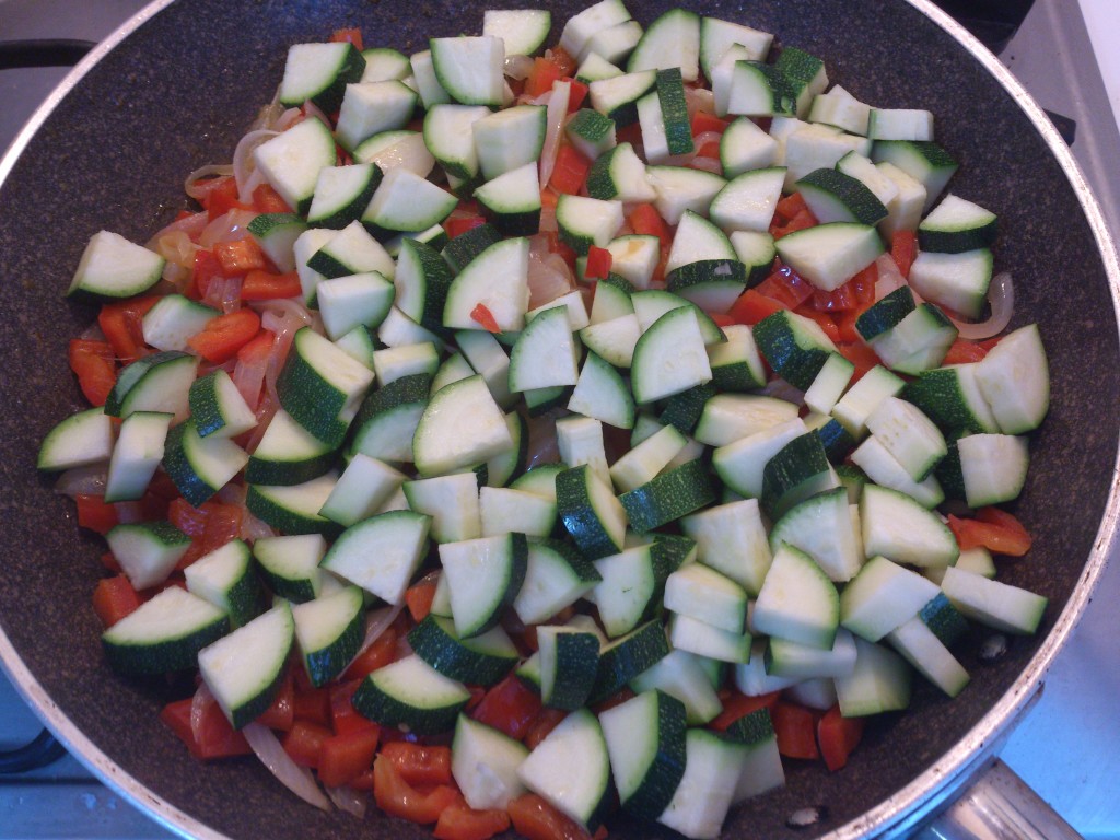 riso saltato con verdure - inserisco le zucchine