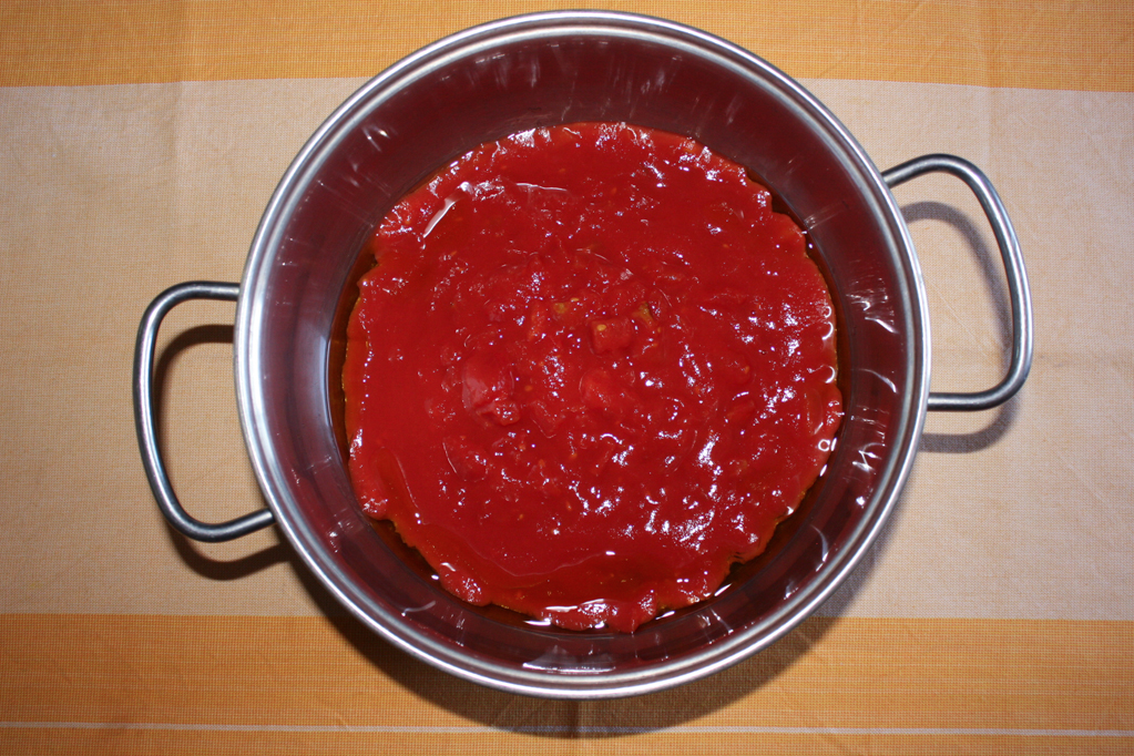 parmigiana di zucchine - salsa di pomodoro