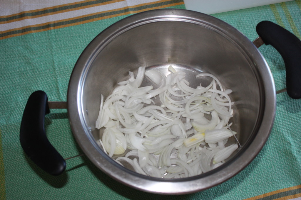 zuppa di farro - saltare la cipolla