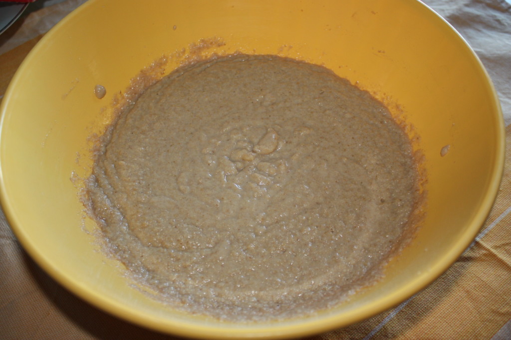 torta yogurt e pere - aggiungere la farina