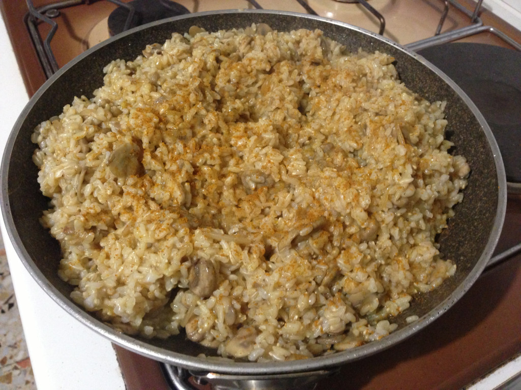 riso al curry con funghi - aggiungo il riso