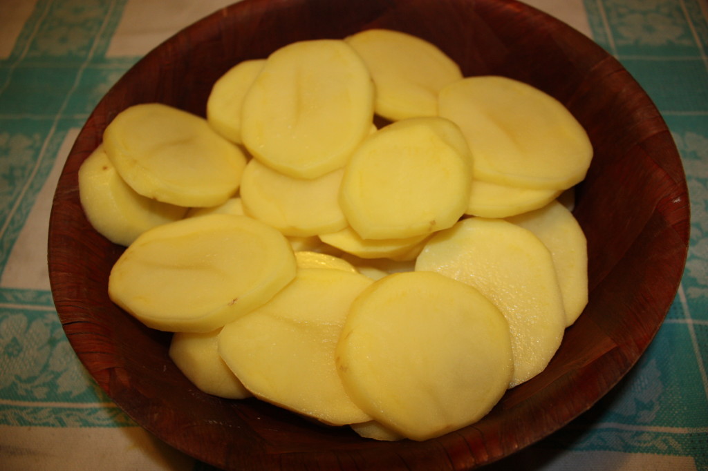 Gratin di patate - tagliare le patate