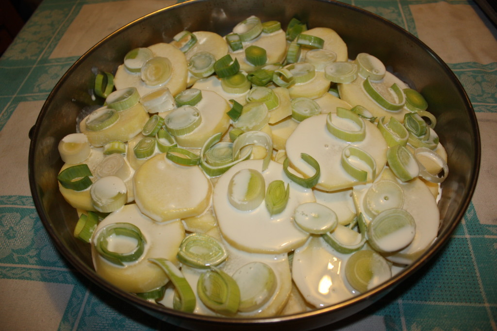 Gratin di patate - versiamo il latte