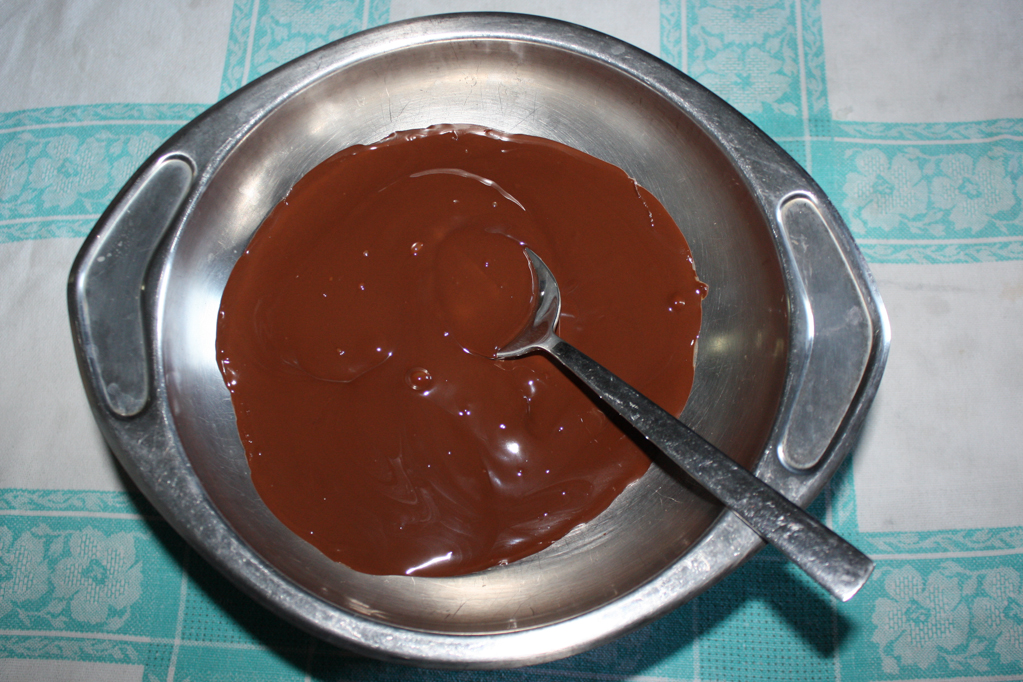 bounty - sciogliere il cioccolato