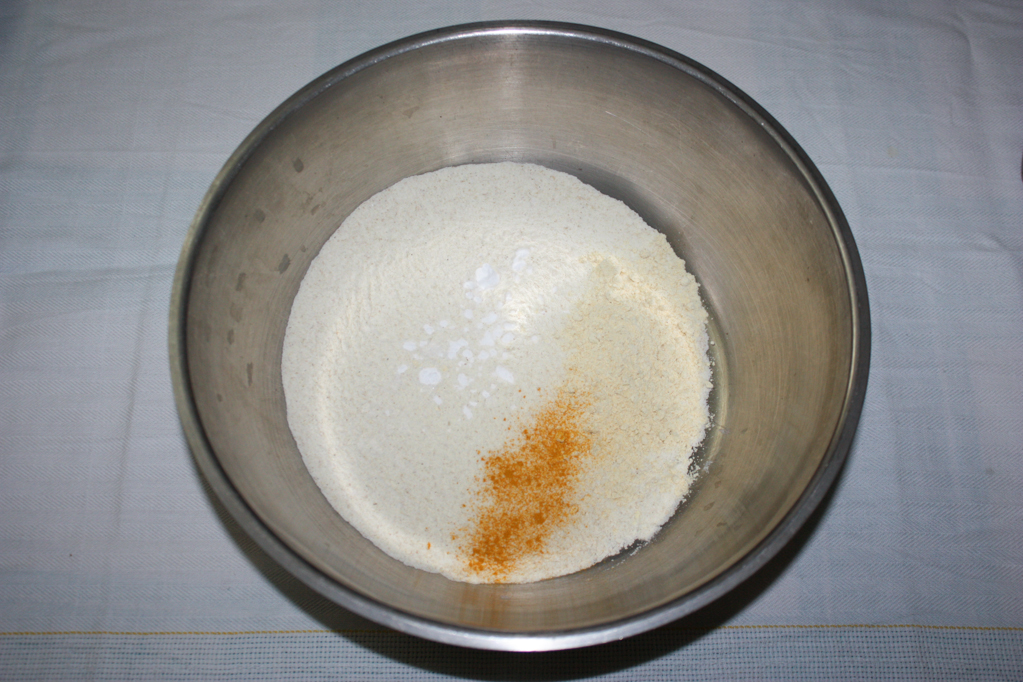come preparare le crepes - setacciare la farina