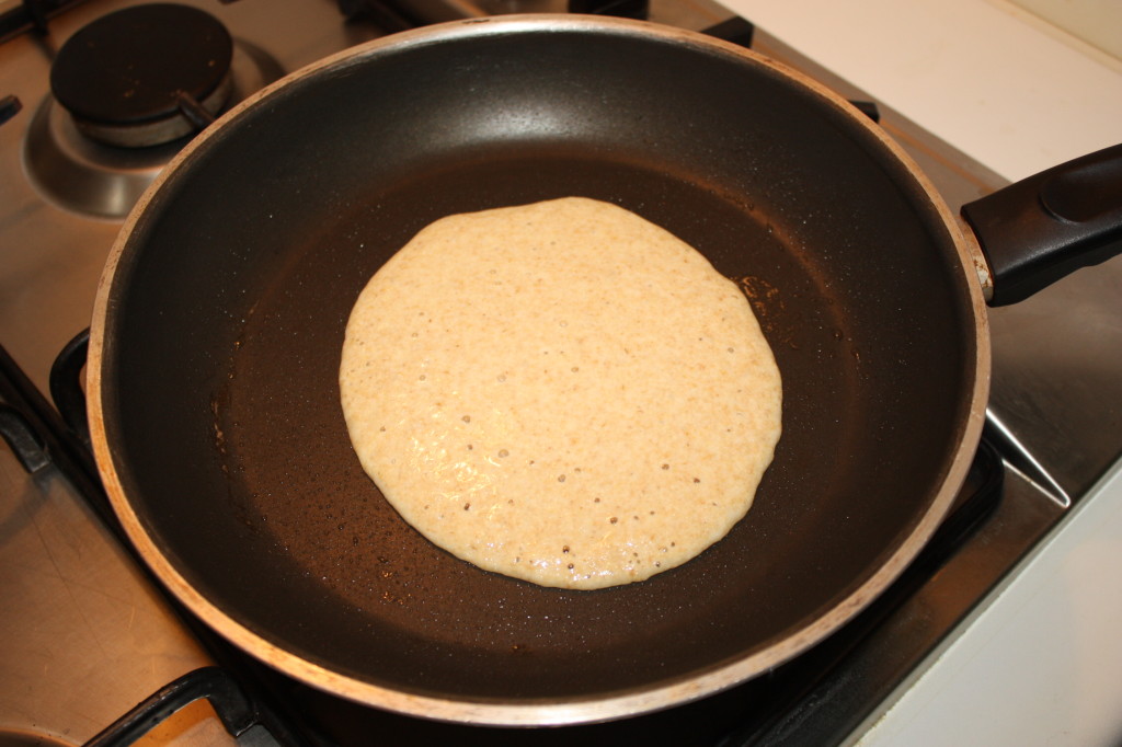 pancake vegan - cuocere i pancake