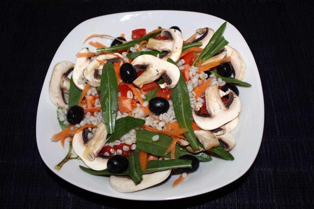 insalata di orzo - piatto pronto