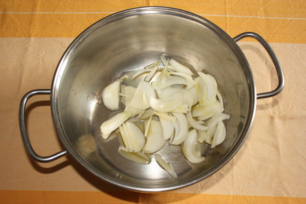 riso venere con asparagi - saltare la cipolla