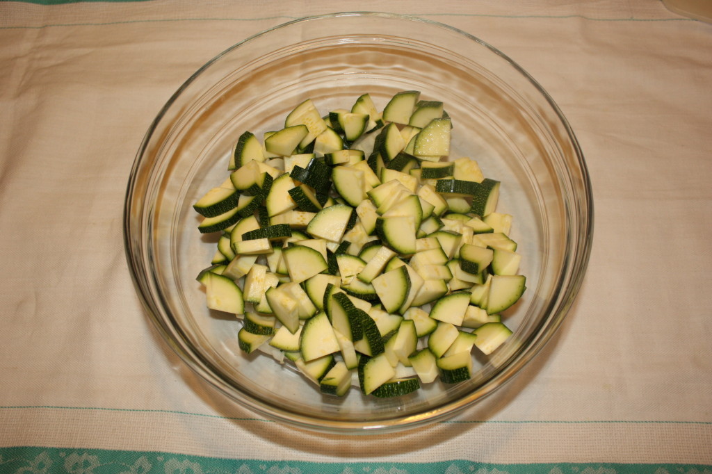 crostata di verdure - tagliare le zucchine