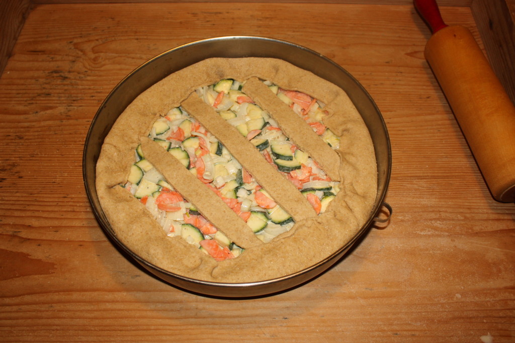 crostata di verdure - chiudere la crostata