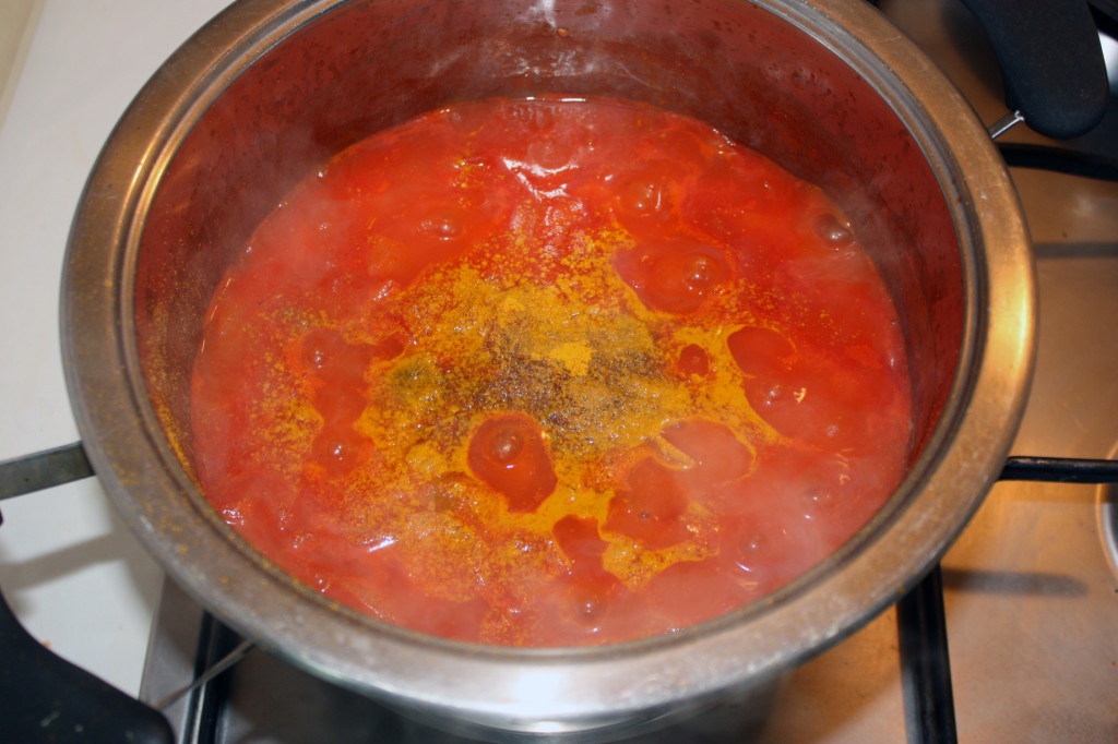 chili vegan - aggiungere spezie