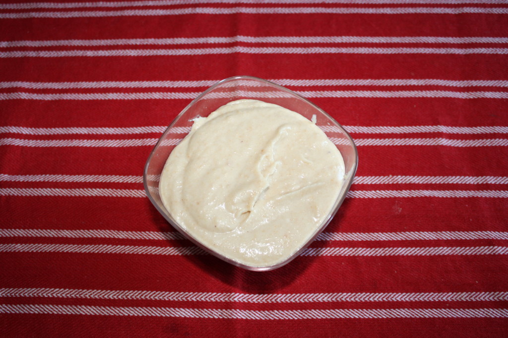 tortino di carote e mandorle con glassa di anacardi - glassa di anacardi
