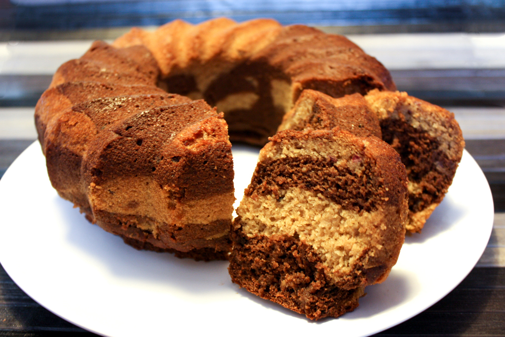 Ciambellone Bicolore – Piatto Pronto