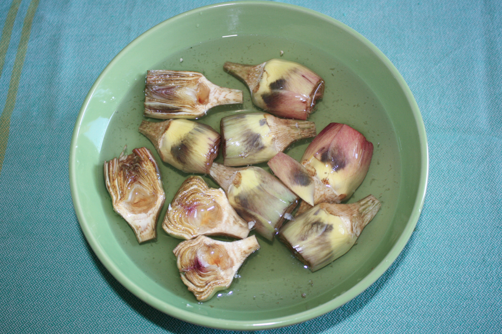 crocchette di carciofi - pulire i carciofi