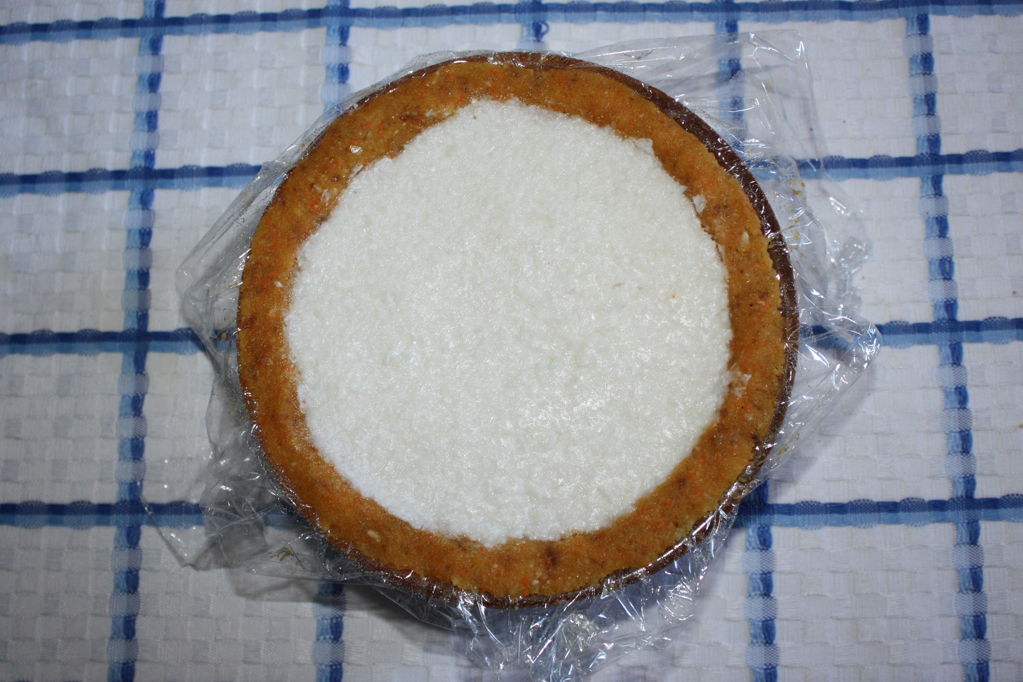 tortino al cocco raw - riempire il tortino