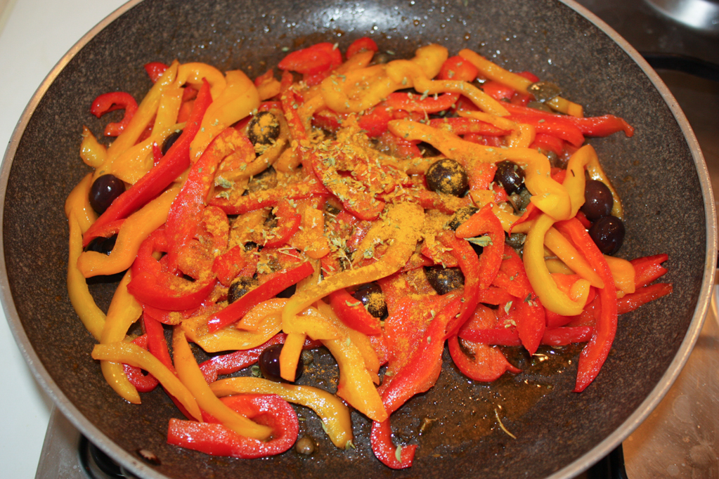 tofu grigliato con peperoni croccanti - aggiungere erbe e spezie