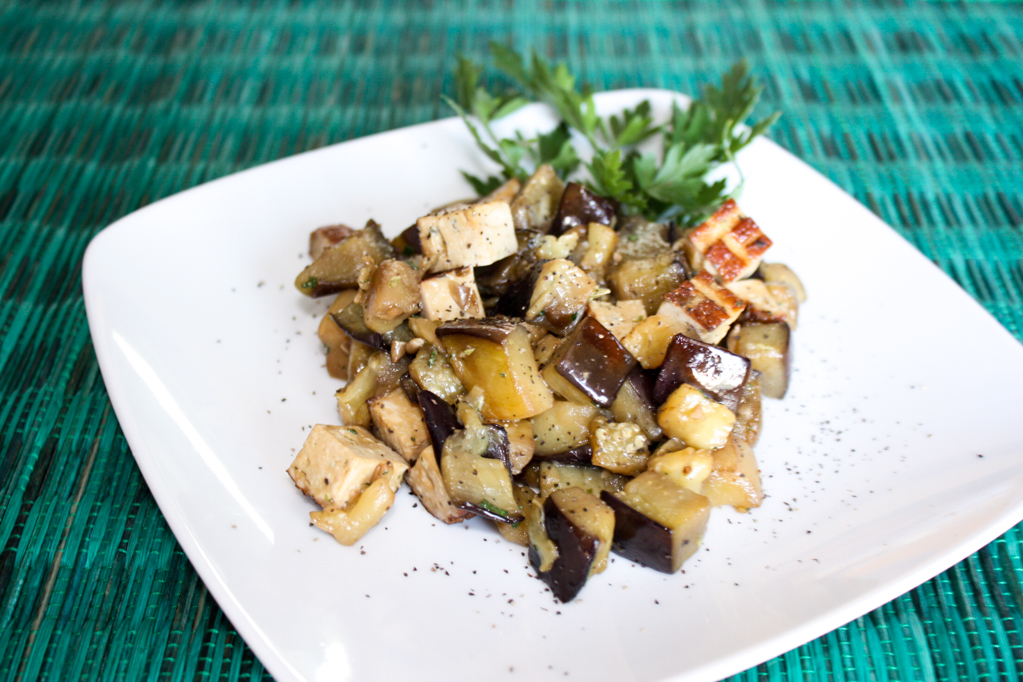 Dadolata Di Melanzane E Tofu Affumicato – Piatto Pronto