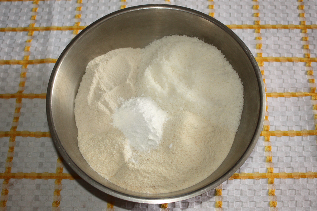 ciambellone al cocco - unire le farine